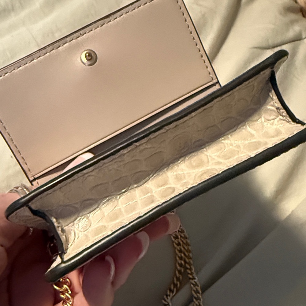 TORY BURCH Walker Nano Embossed Leather Chain
Wallet/Crossbody Bag - Picture 8 of 10